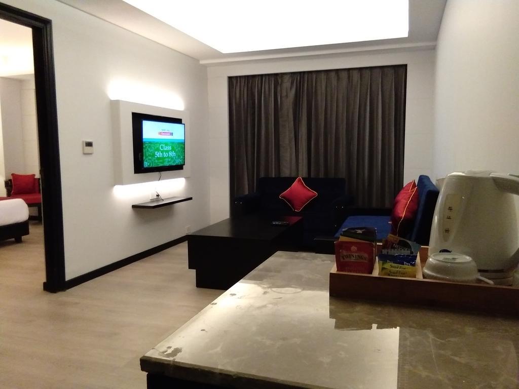 Ramada Encore Jalandhar Dış mekan fotoğraf